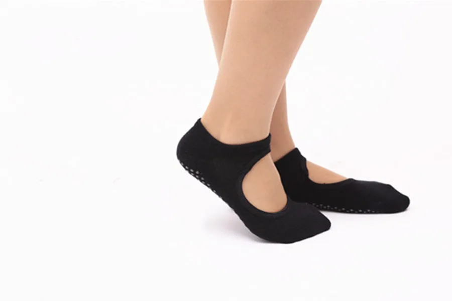 Women Ballet Dance Pilates Socks Backless Professional Fitness Pilates Socks Women Non-slip Dance Pilates Socks Women Grip Socks comfort women socks
