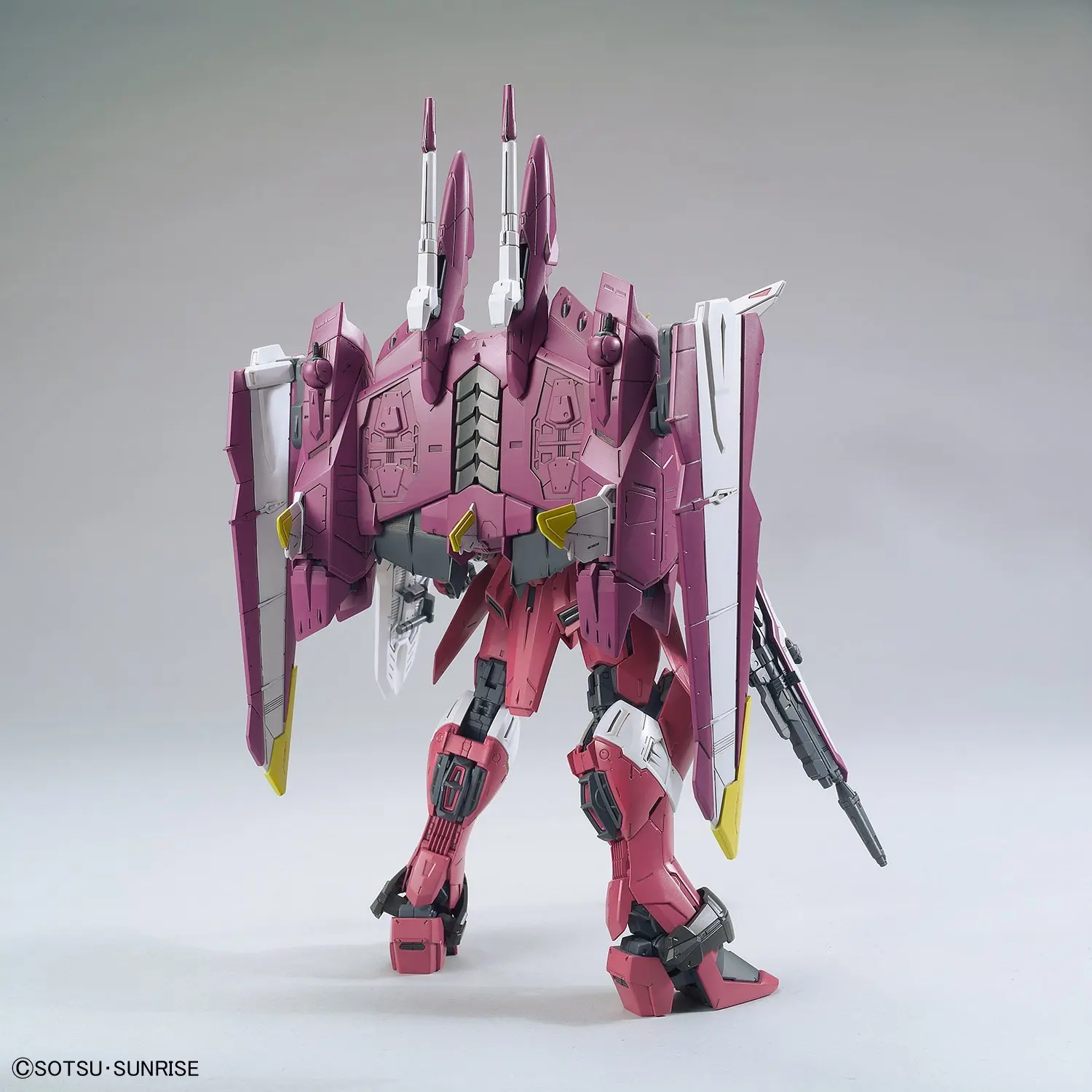 Bandai Gundam MG 1/100 ZGMF-X09A справедливости мобильный костюм сборки модель Наборы фигурки пластмассовые игрушечные модели