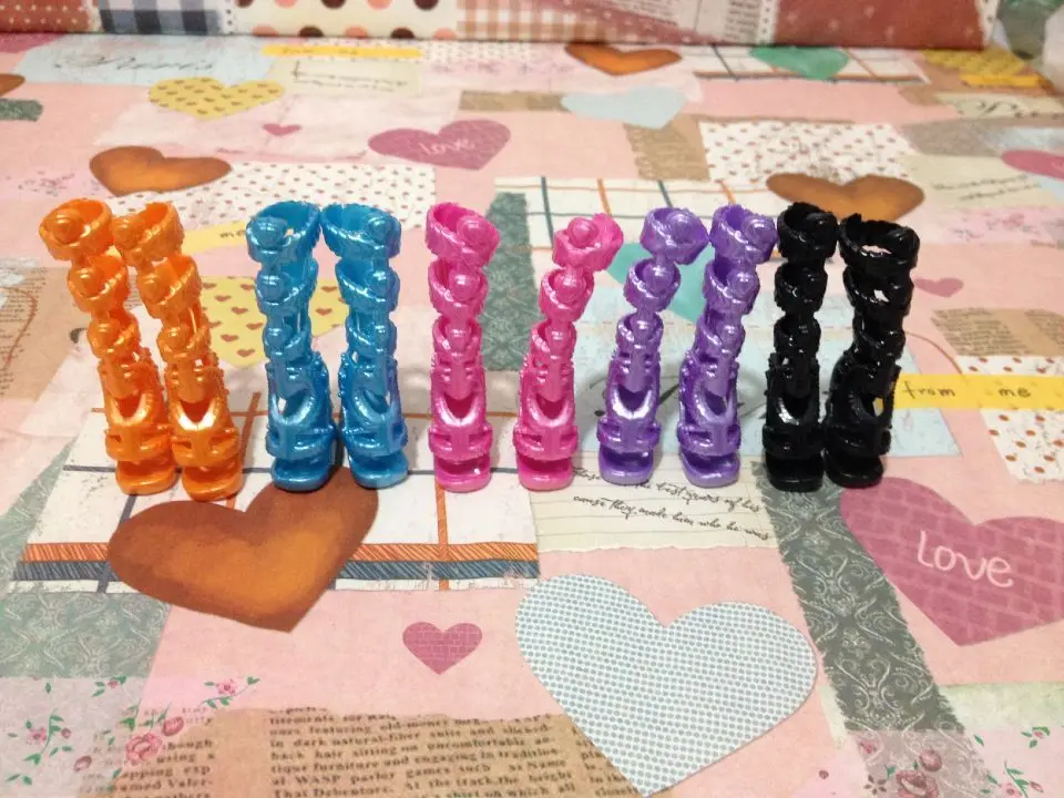 

Wholsale Price new fashion 50 pairs/lot accessories nice shoes for Monster High Original dolls,shoes for Ever High Dolls