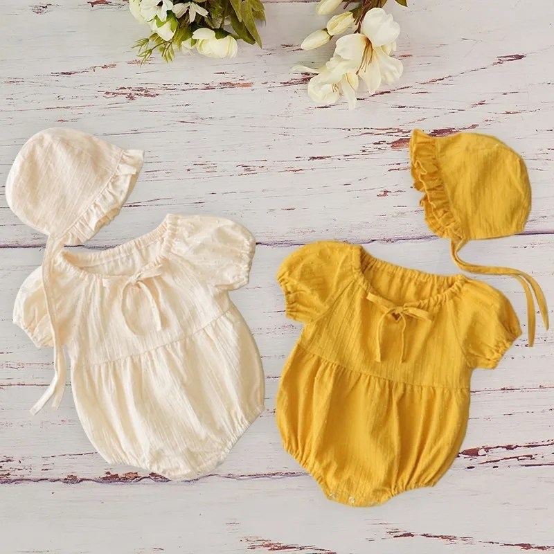 Летний хлопковый комбинезон для маленьких девочек, коллекция года, пышный костюм с короткими рукавами для новорожденных, куртка шапочка, комбинезон из двух предметов