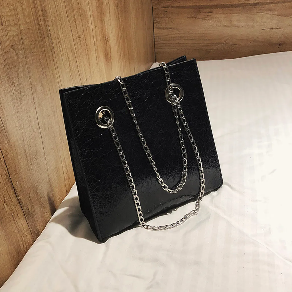Новая простая Дамская лакированная кожаная Глянцевая сумка на плечо с цепочкой, косая сумка, сумочка известного бренда Borsa a trakolla da donna#30
