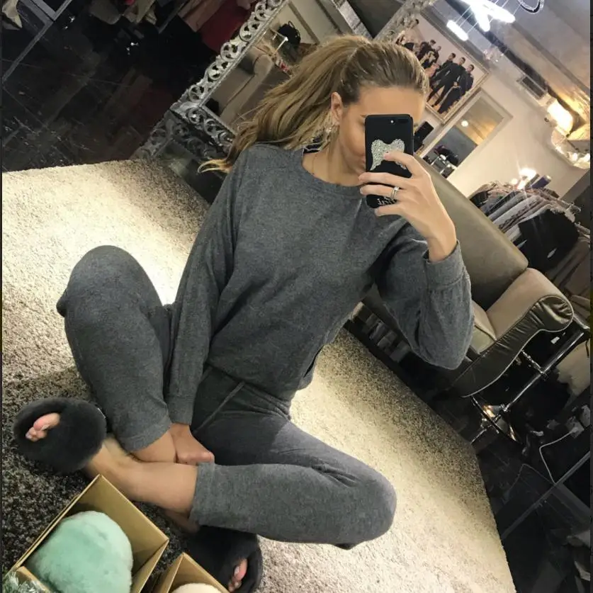 01 -  -  -  - _ - _
