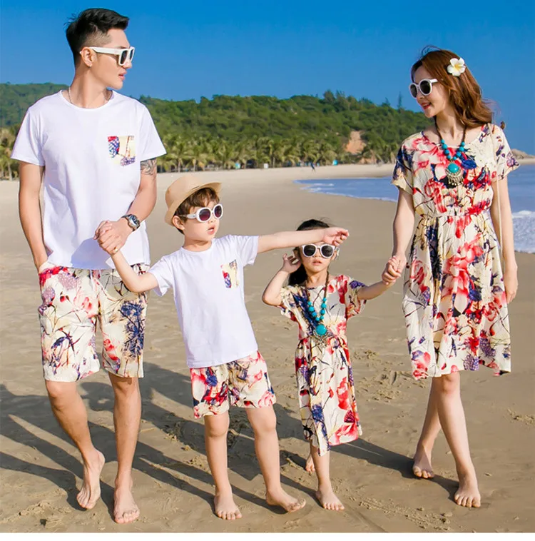 Mommy And Daughter Lotus Printed Dress Daddy Son T shirts And Shorts Family Matching Clothing Set 12