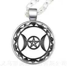 Fond vert Triple lune déesse Wicca pentagramme magique amulette Talisman hommes lune collier tibétain Vintage bijoux(China)