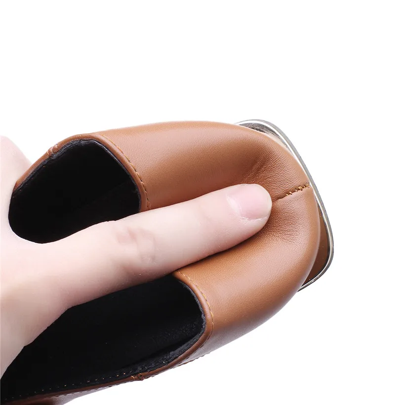 Женские лоферы в британском стиле; черные туфли-лодочки из искусственной кожи с квадратным носком и металлическими цепочками на среднем каблуке; винтажные повседневные женские оксфорды без застежки