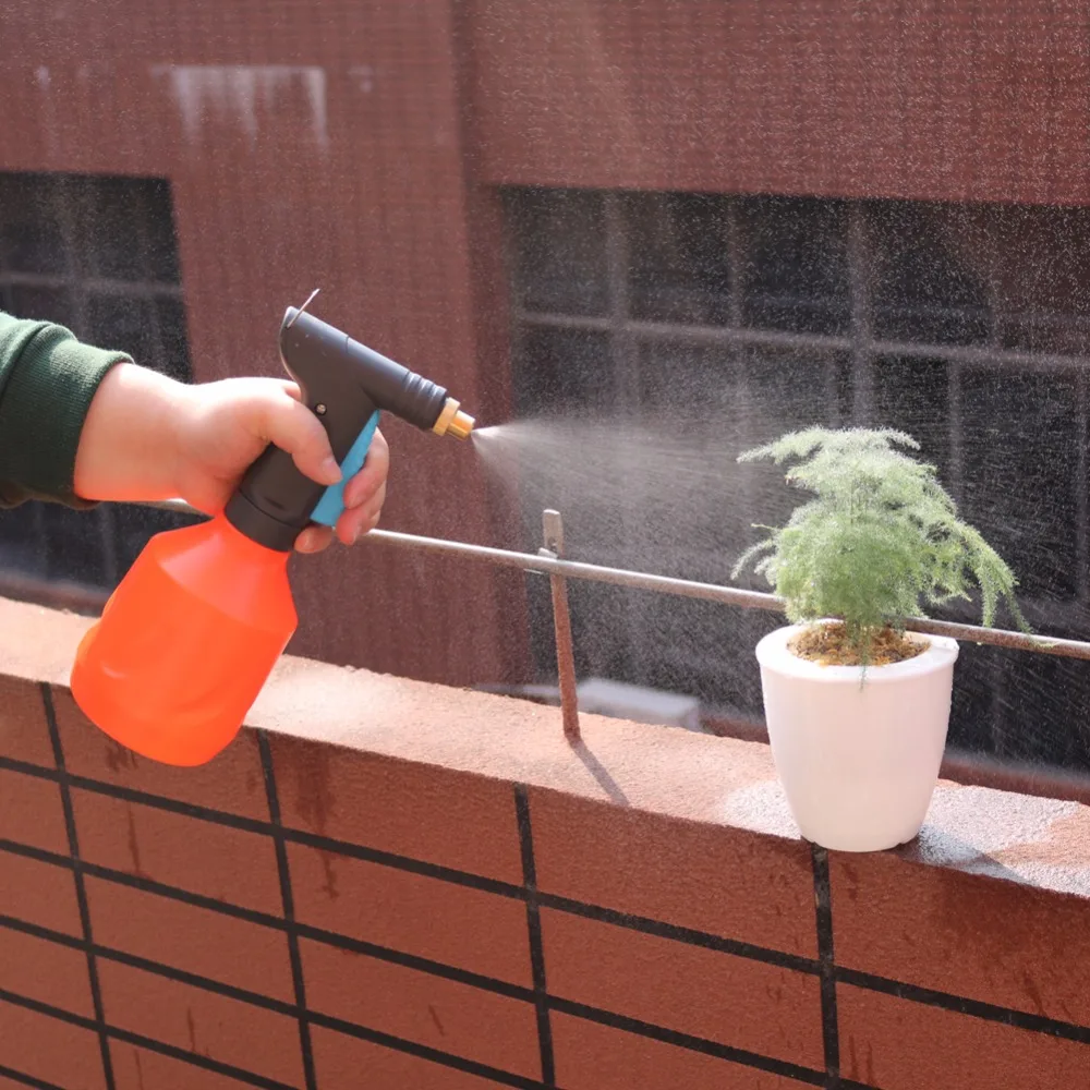 1.5L spruzzatore da giardino spruzzatori a pressione d'aria a mano giardino  chimico acqua pompa a mano bottiglia giardinaggio strumento di irrigazione  bottiglia Spray - AliExpress