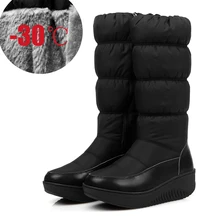 Женские зимние сапоги; высокие зимние сапоги из искусственной кожи на плоской платформе; женские Сапоги выше колена; коллекция года; женские сапоги на толстом меху
