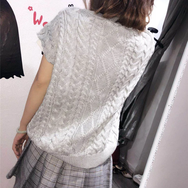 Женский вязаный свитер теплый шерстяной жилет без рукавов осенне зимний пуловер