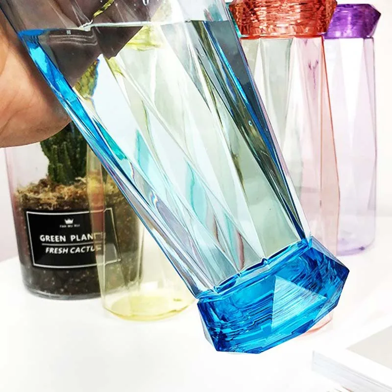 Новая мода бутылку воды Diamond Форма Элегантный творческие Пластик Sport Bottle Леди Дети Unbreakable чайник 620 мл