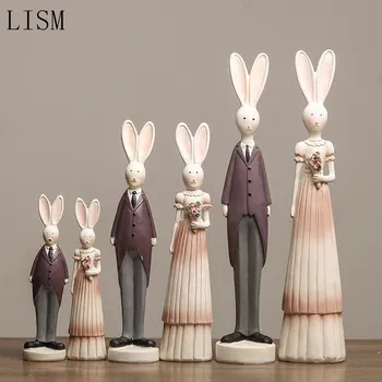 

European-style creative resin couples lovely rabbit sculpture craft gift sitting room wine cabinet soft decoration birthday gift