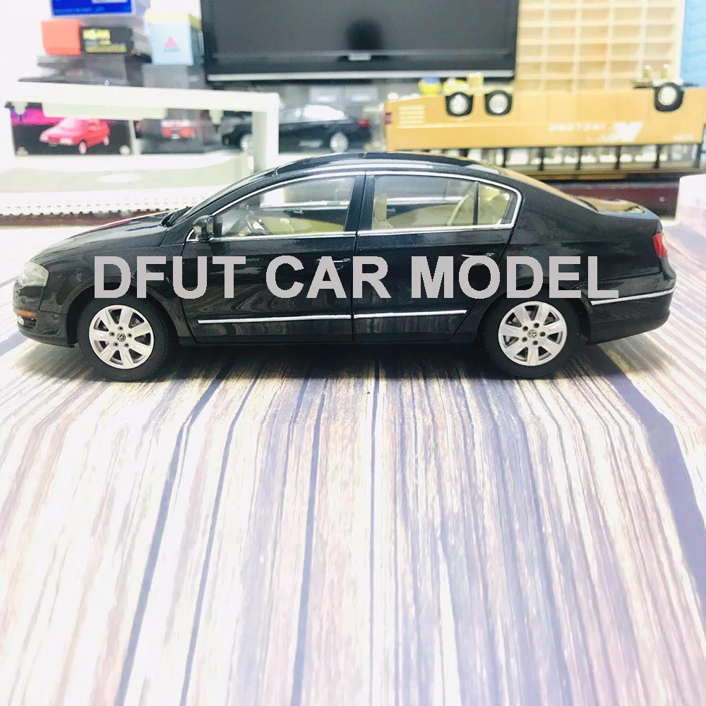 Литая 1:18 игрушка из сплава модель автомобиля Magotan 2007 B6 оригинальные
