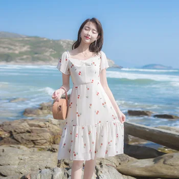 

Summer new women's beach holiday Party Beach Dresses retro fairy chiffon floral short-sleeved ruffle dress