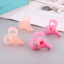 Трехпальцевое устройство для подтягивания, силиконовый держатель для карандашей для детей, обучающая ручка для письма, коррекция, канцелярские инструменты, подарок