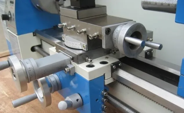 lathe (10)