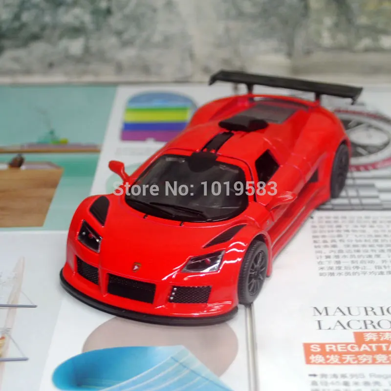 2010 Gumpert Apollo Sport red (1)