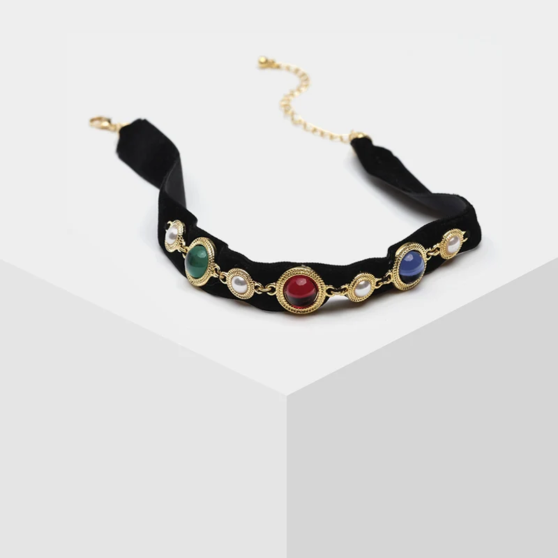 

Amorita boutique fashionable black rope necklace