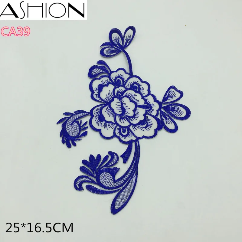

4 PCS 25*16.5CM Blue and white porcelain flower embroidery applique patch back glue Iron - On clothing accessories patches CA39