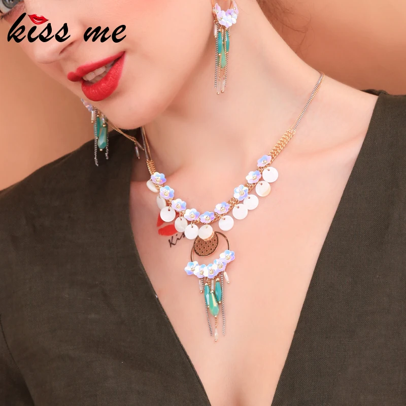 

kissme Hyperbole Sequins Shell Flowers Geometric Glass Tassel Pendant Gold Color Brass Circle Statement Necklace For Women Gifts