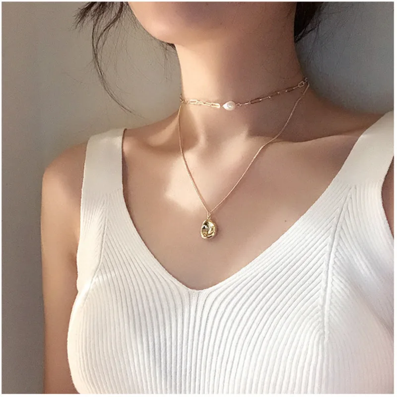 

Double Metallic Sequins Pendant Fashion Necklace2019 For Women Golden Silver Natural Freshwater Baroque Large Pearl Necklace