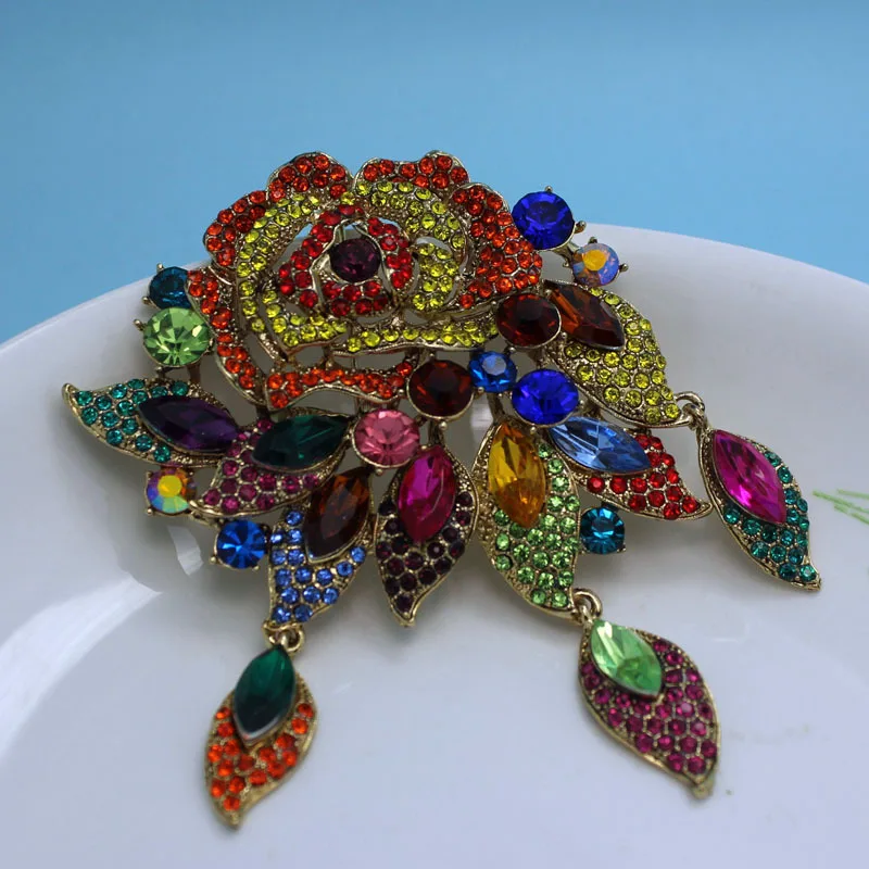 Zlxgirl Vintage Butterfly Brooch Women Party Gifts Colares Rhinestone  Brooches Bouquet Green insect Hijab Accessories Scarf Pins