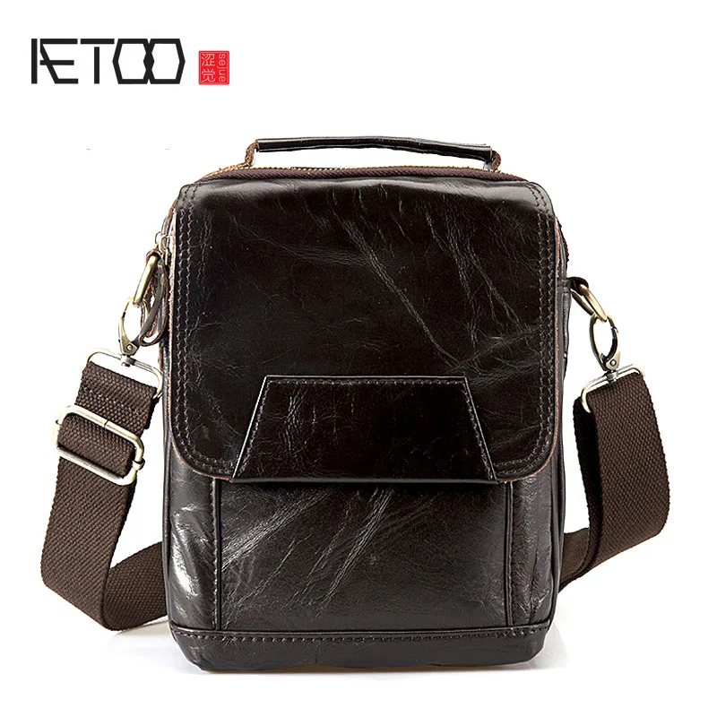 

AETOO Men's 8 inch summer travel small single shoulder diagonal oil leather leather Europe and the United States retro messenger