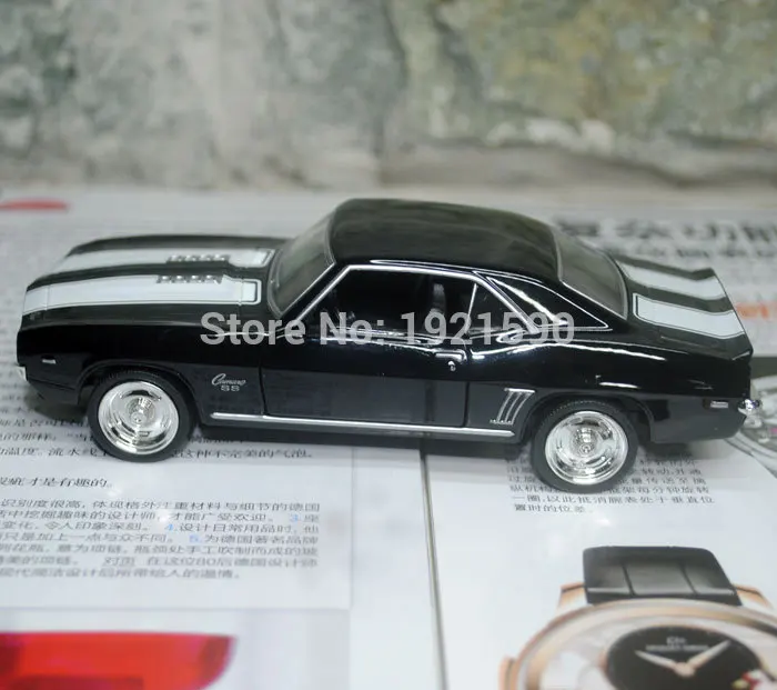 UNI 1/36 масштабные автомобильные игрушки 1969 Chevrolet Camaro SS винтажная литая под давлением металлическая модель автомобиля игрушка для коллекции/подарка/детей