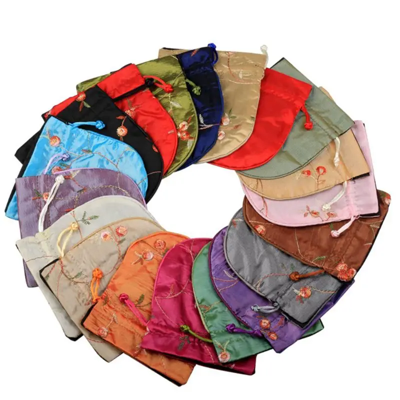 

1pc Traditional Silk Travel Pouch Classic Chinese Embroidery Jewelry Packaging Bag Organizer Handbags