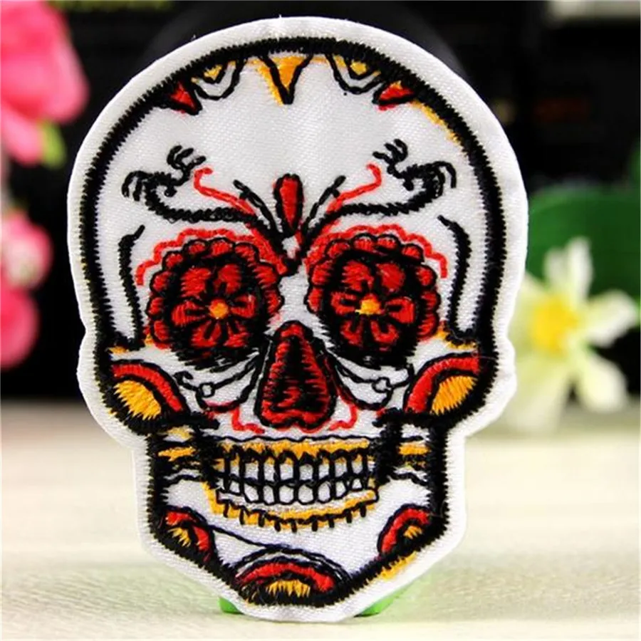 Skull brand cute iron on patches for clothes Sew on embroidered patch