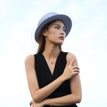 

Handmade Mesh Pearl Beach Hat For Women Big Brim Summer Sun Hat 2020 Fashion Straw Hat Cap for Vacation Sombreros Mujer Verano