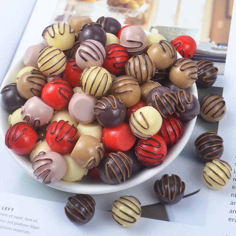 

10Pcs Simulation Chocolate Ball Resin Cabochon Round Fake Food Flatback Resin Cabochons Embellishment for Scrapbooking DIY 15mm