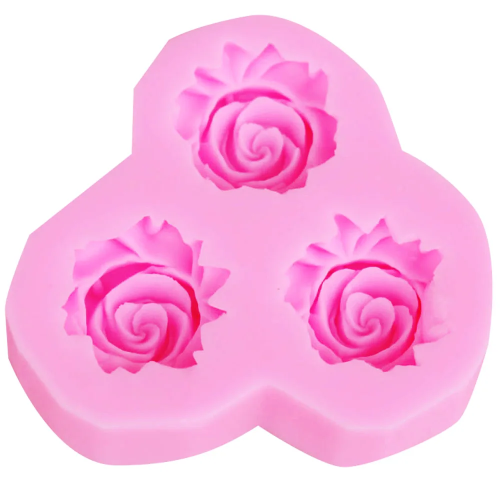 Hand holding a sword decorated with rose. Rose hole. Молд розы с отверстием. Силиконовая форма роза большая. Сорвал я розу.