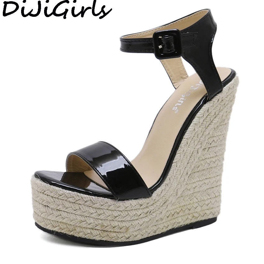 sandalia sola grossa