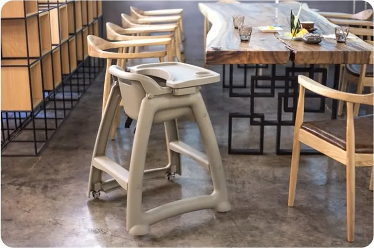 Children'S Feeding Chair For Eating Children'S High Chair With Adjustable Tray Can Be Used At Home Or In The Hotel