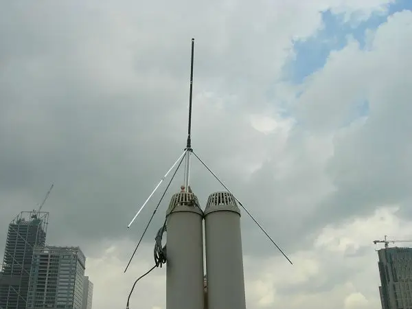 537905199_075