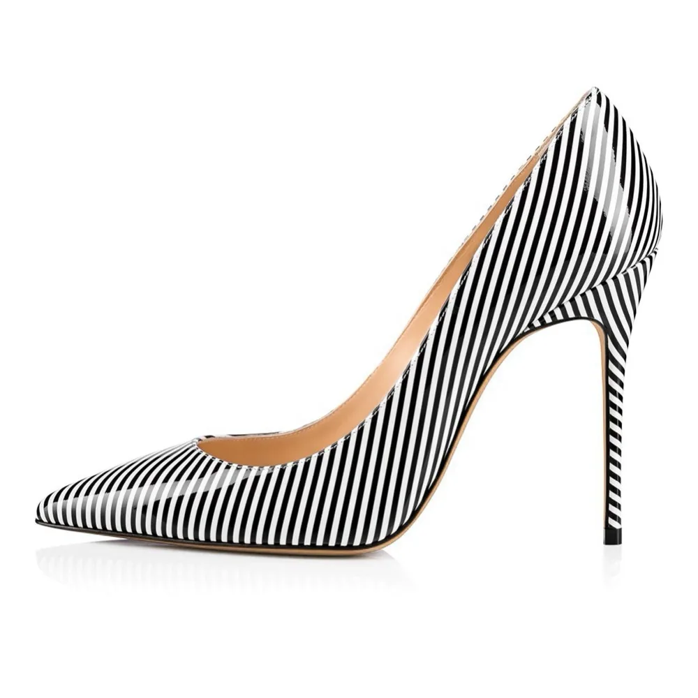 Elegant-Black-and-White-Stripes-Pointed-Toe