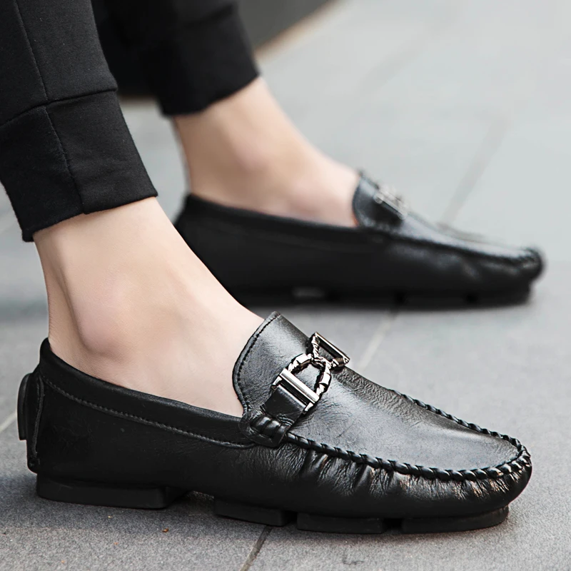 

2018 new fashion casual microfiber shoes man simple light joker comfortable loafer shoes size 39-44 color black gray khaki xk3