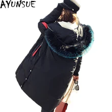 AYUNSUE Новое поступление натуральный мех енота с капюшоном зимний пуховик для женщин длинное повседневное пальто свободный толстый пуховик ST044