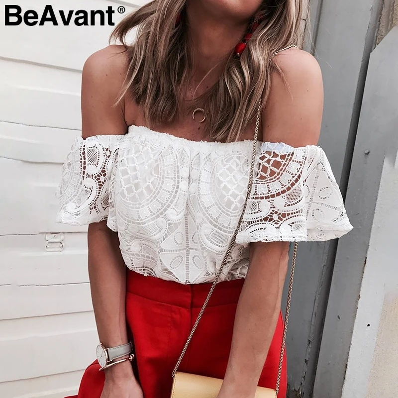 Женские топы с открытыми плечами BeAvant белые расклешенными рукавами Короткие