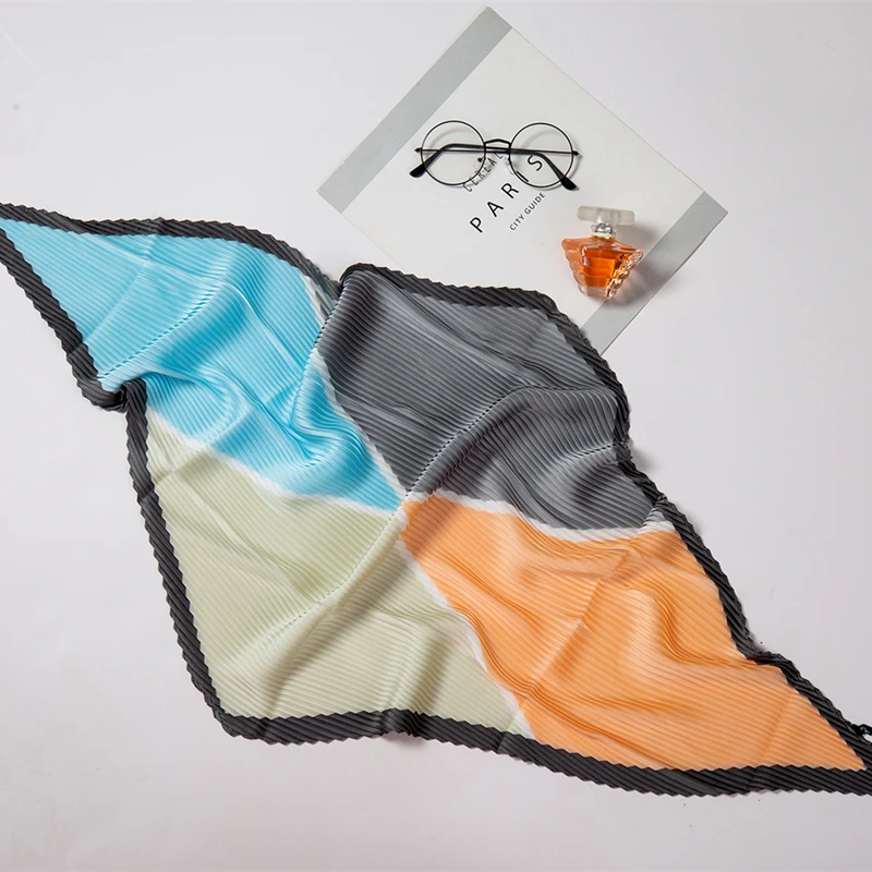 2019 Designer Silk Crinkle Scarf Square Pleated Print Neck Scarfs for Ladies Foulard Hair Band Stain Fold Neckerchief 2019 Designer Silk Crinkle Scarf Square Pleated Print Neck Scarfs for Ladies Foulard Hair Band Stain Fold Neckerchief