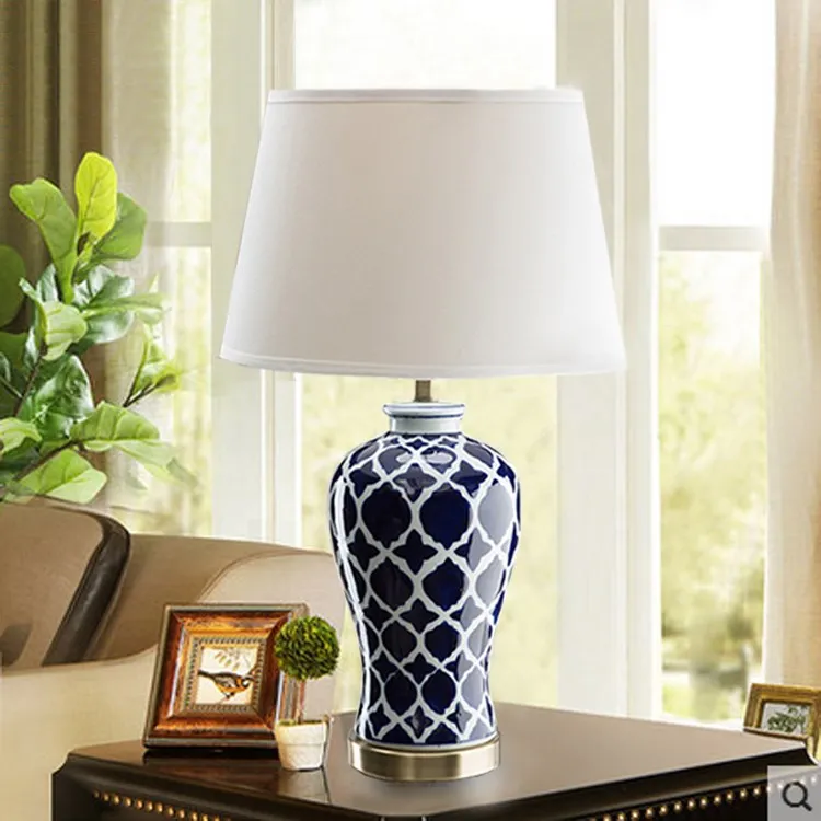 Us 1890 Cinese Blu Lampade Da Tavolo In Ceramica Per Il Ristorante Soggiorno Camera Da Letto Tavolo Decorato Vaso Di Luce Bianco Blu Lampade A Led