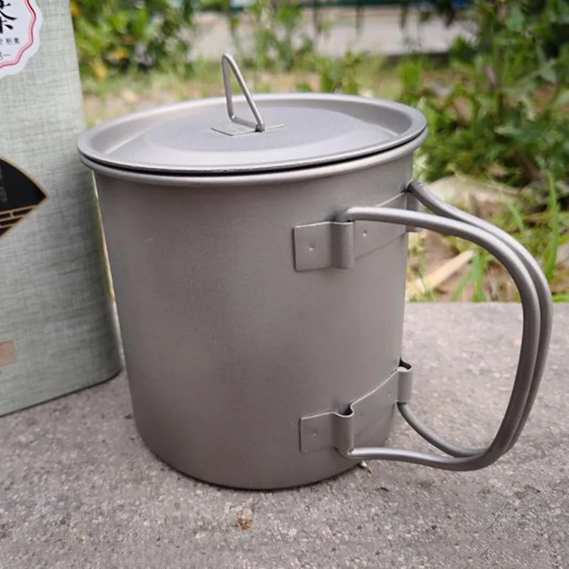 0.75L exterior de titanio de olla de agua taza de taza con tapa y mango plegable Camping olla ollas de cocina Picnic colgar olla W8
