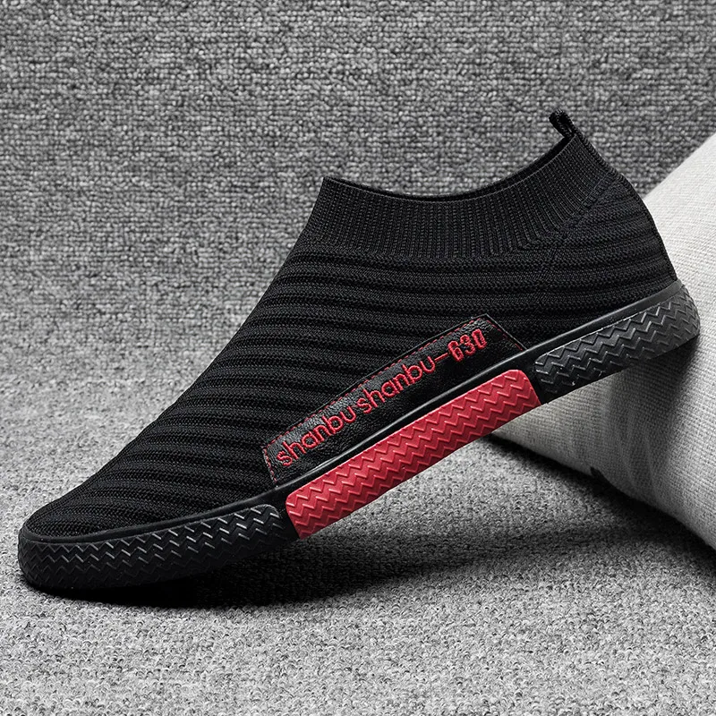 

2019 summer new men's shoes casual shoes trend fly woven breathable canvas shoes lazy one foot socks shoes sneakers mens shoes