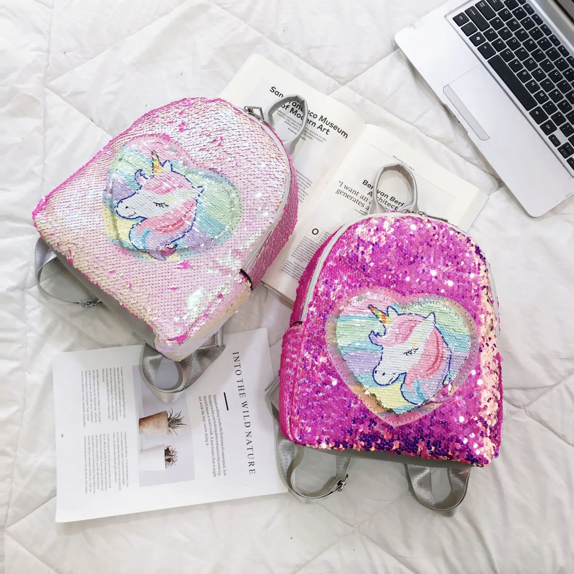 

2019 Summer New Cartoon Sequins Colorful Unicorn Women Backpack Small Student School Bag for Teenage Girls Cute Sweet Bagpack