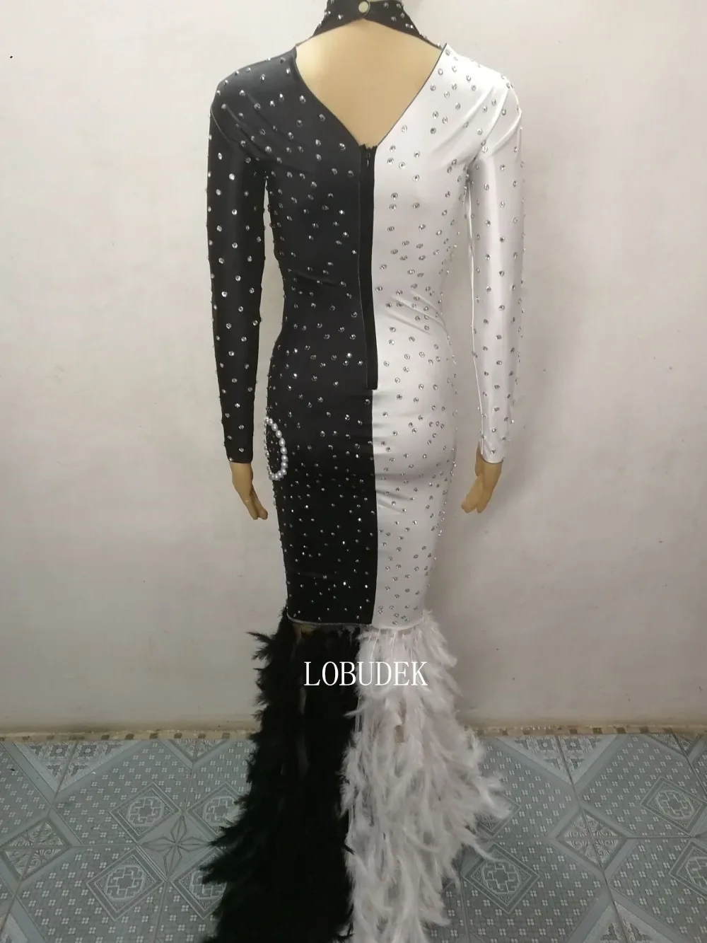 Женское длинное платье с черными и белыми перьями, Блестящий Жемчуг, стразы, платье со шлейфом, костюм для выпускного вечера, одежда для выступлений певицы