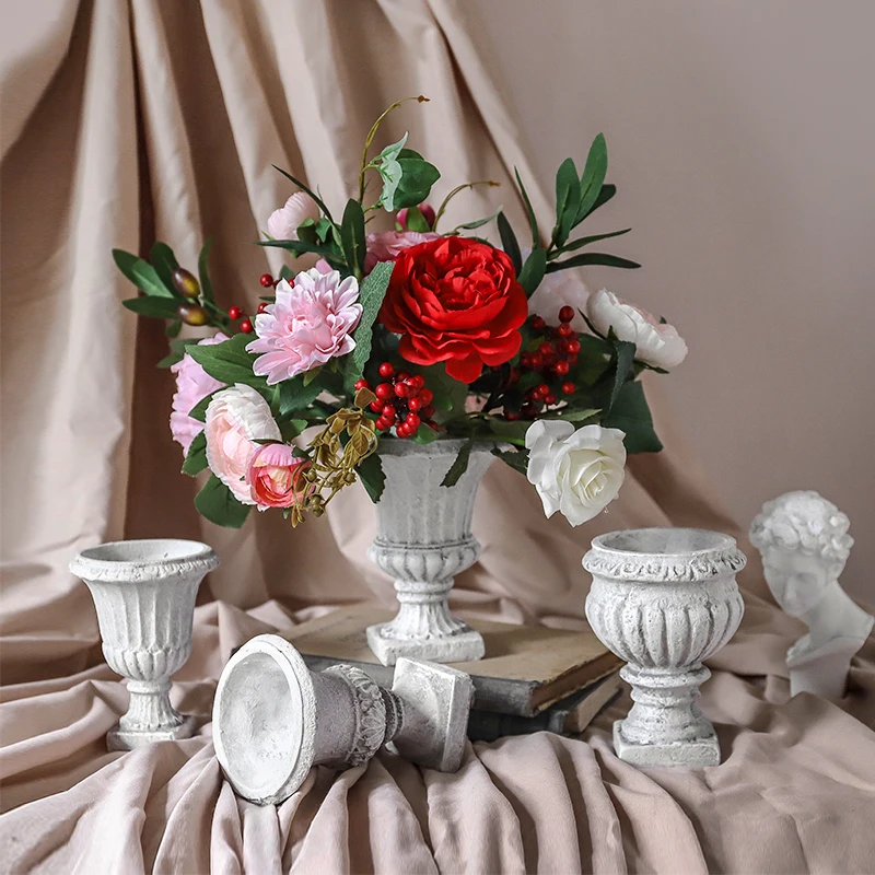 

European retro Roman pattern white flower pot garden clay trophy flower pot high foot meat flower pot resin flower pot