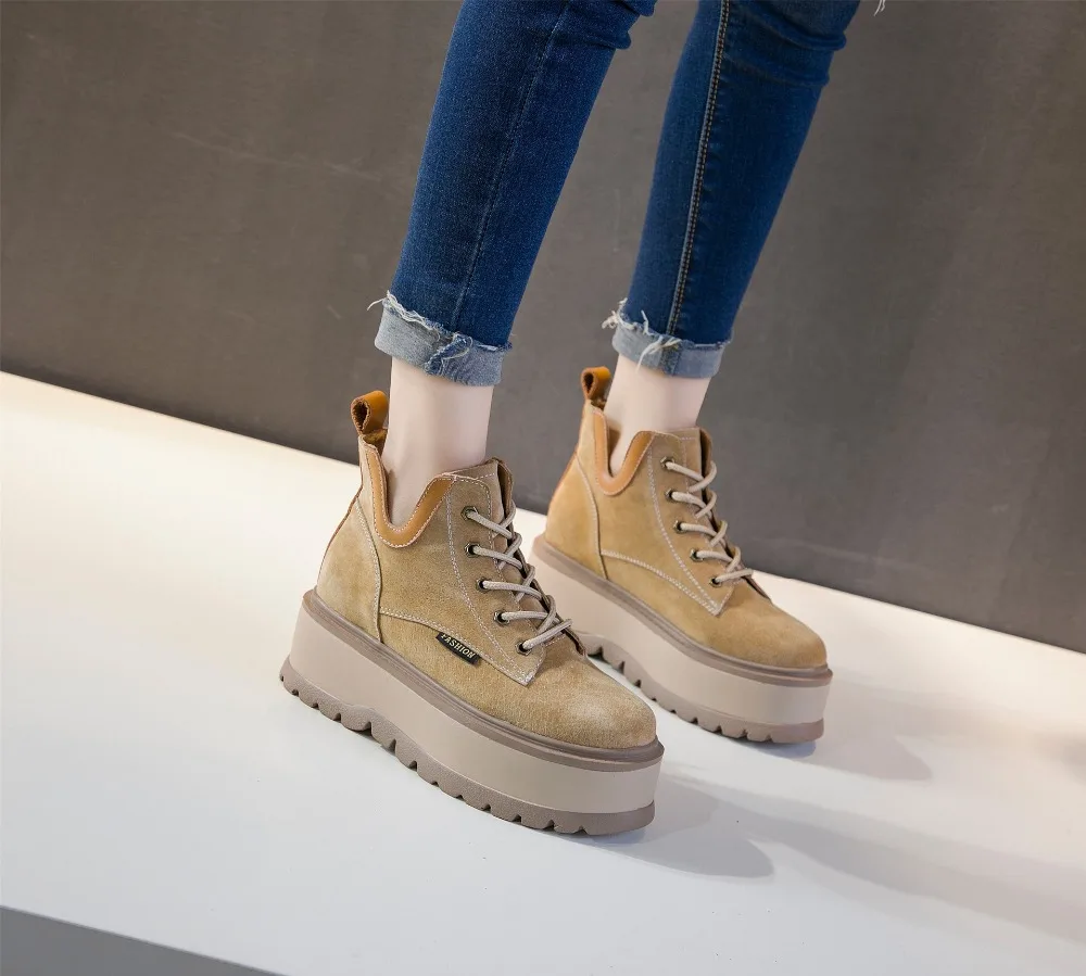 9429718359_2104939880