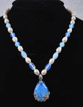 

free P&P****Natural White Akoya Cultured Pearl/Sri Lanka Moonstone pendant(28x35mm)necklace
