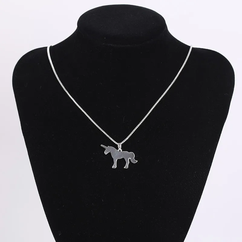 " Glossy Unicorn" Necklace 11 " Glossy Unicorn" Necklace 11