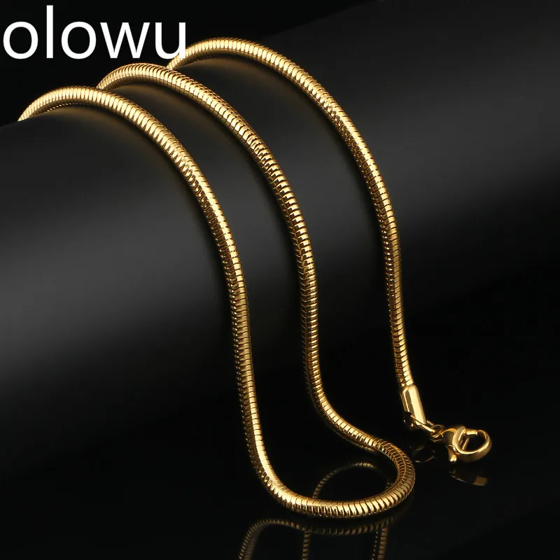 

olowu 3mm Chain Diameter Stainless Steel Round Snake Chains Necklace Personalized Gold Tone Classy Clavicle Necklace Men