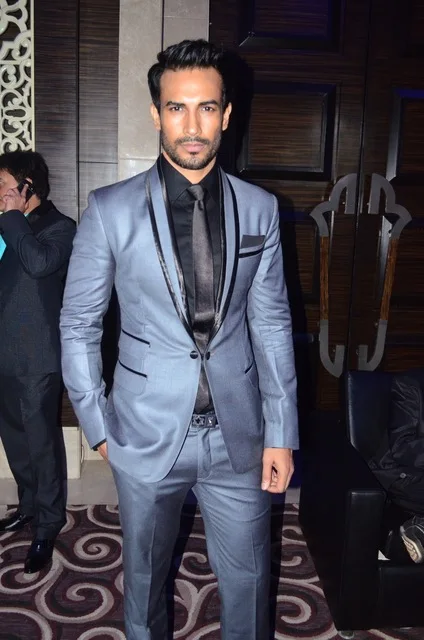 Bleu-Et-Noir-Mari-Smokings-Italien-Style-Costume-2-Pi-ces-Hommes-De-Mariage-Prom-Party.jpg_640x640